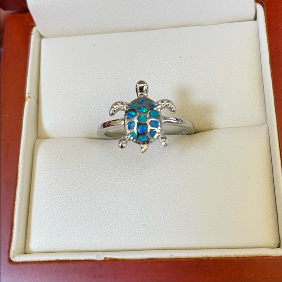925 Sterling silver blue opal turtle charm ring size 7 - Picture 3 of 6